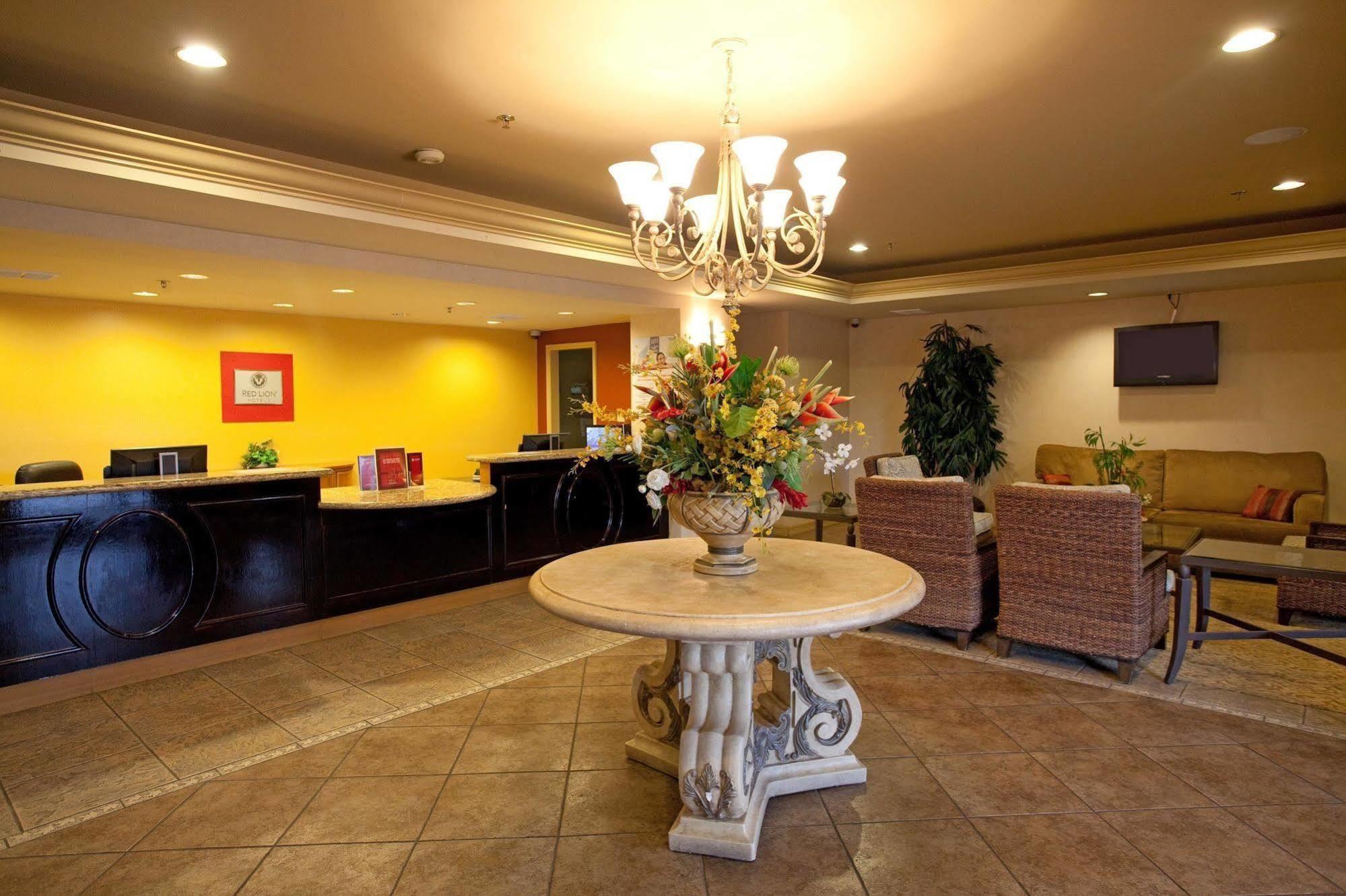 Red Lion Inn & Suites Cathedral City Palm Springs 외부 사진