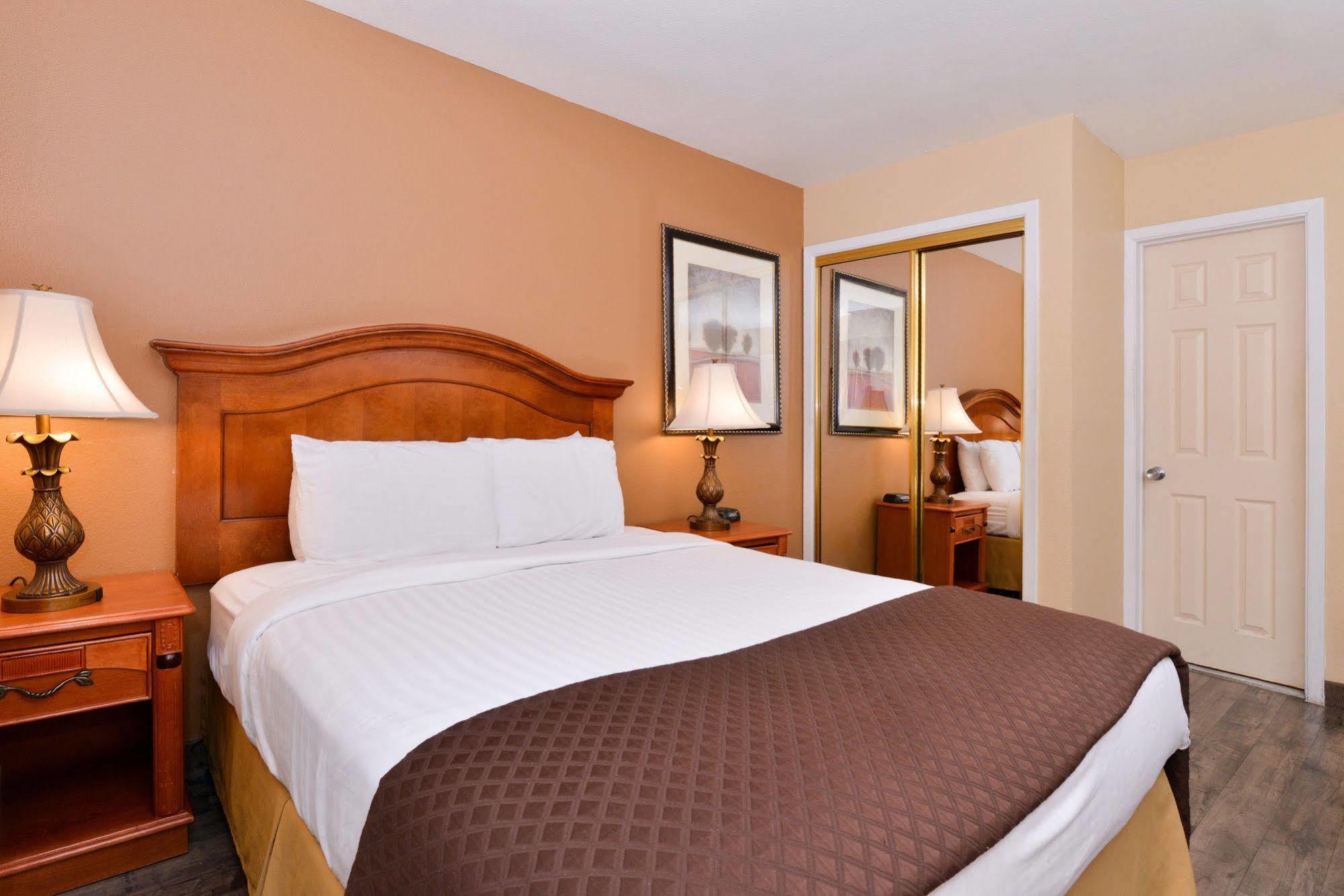 Red Lion Inn & Suites Cathedral City Palm Springs 외부 사진